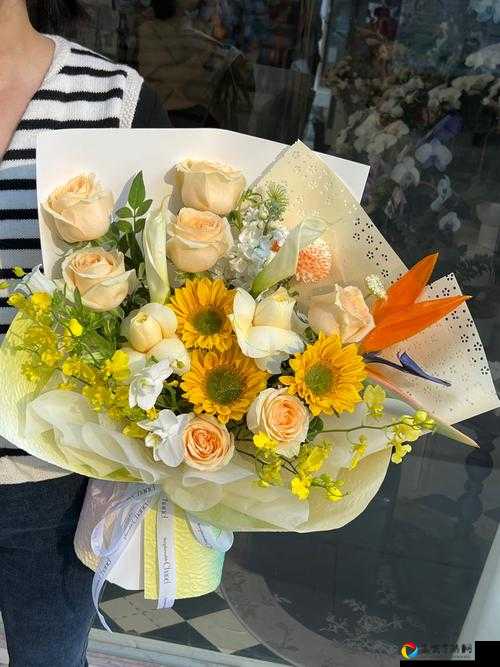 绝了！丽向阳花束效果实测_这皮肤到底值不值？